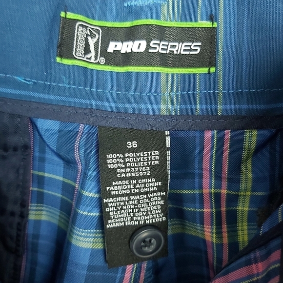 𝅺🍄3/50$🍄 PGA TOUR Pro Series golf plaid shorts size 36 - Picture 5 of 5